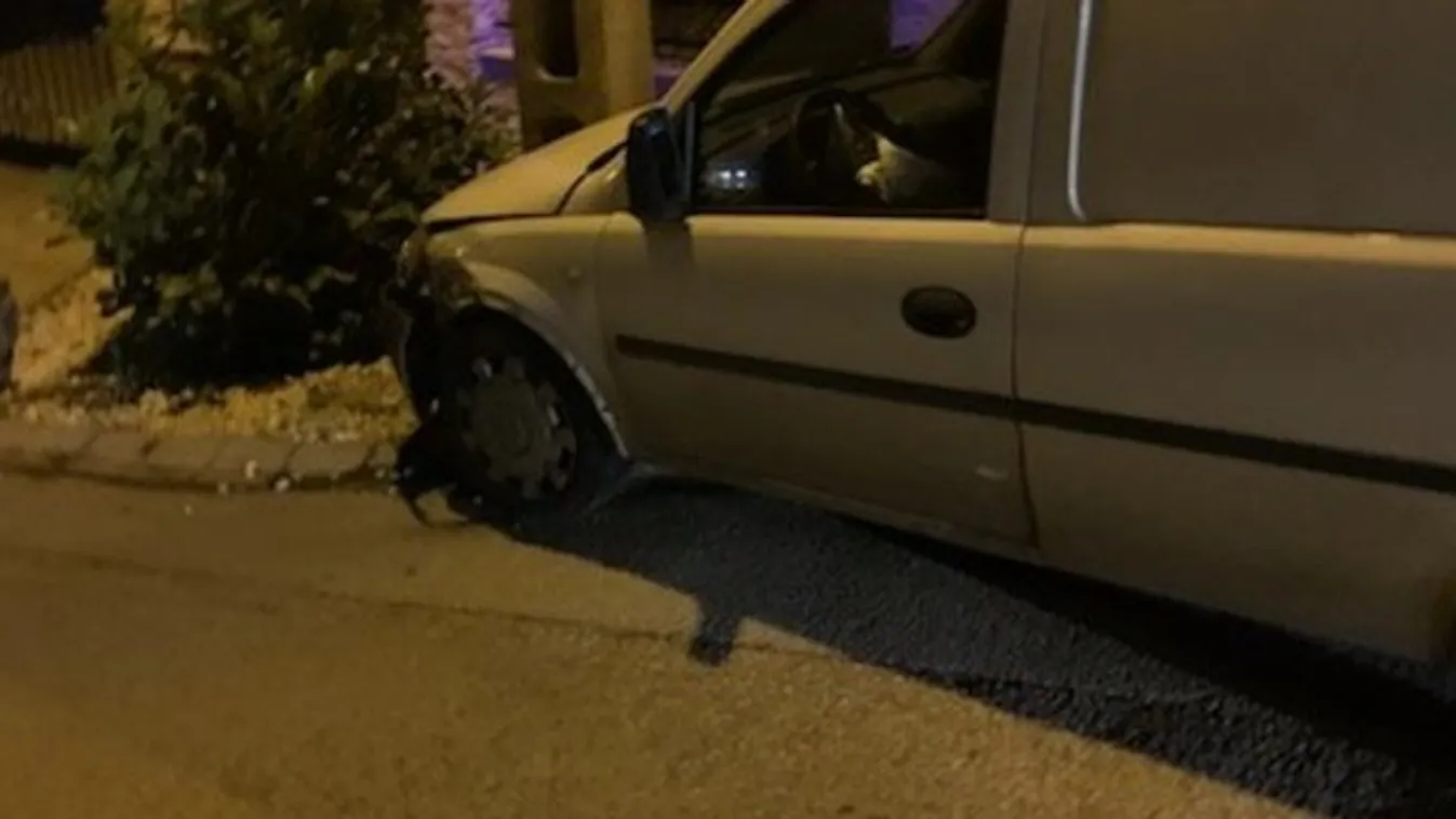 Egy pillanaton múlott Zsidró Tamás élete! Csak úgy tudta elkerülni a frontális balesetet, hogy felhajtott a járdára