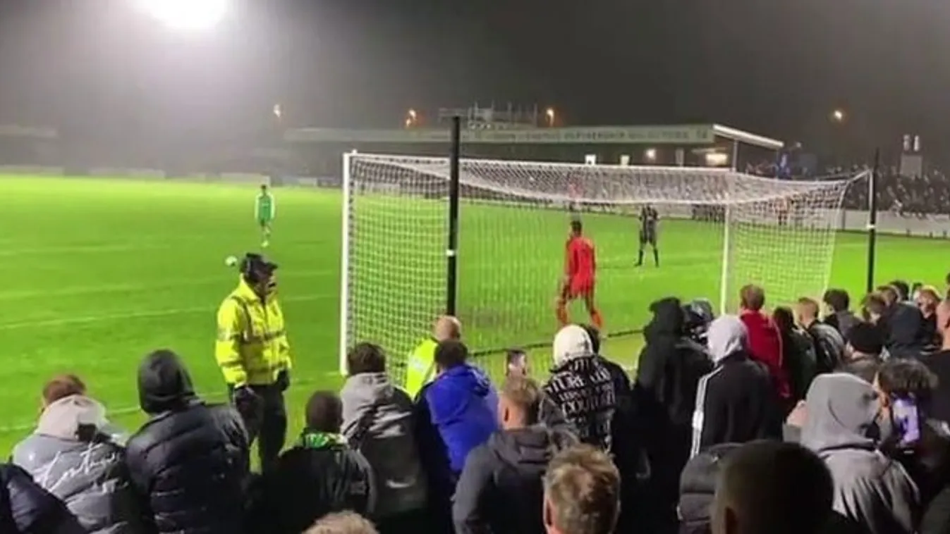 Annyira rosszul rúgta a tizenegyest, hogy az már fáj! – videó