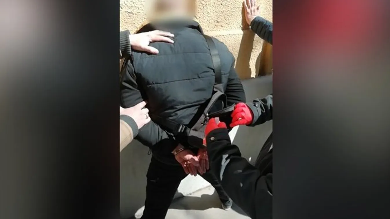 A belügyminiszter munkatársának adta ki magát egy csaló férfi, de az igazi rendőrökkel nem bírt el – videó
