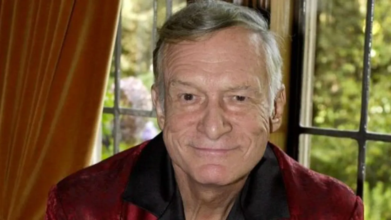 A Playboy-pápa legendás pizsamájába bújhat