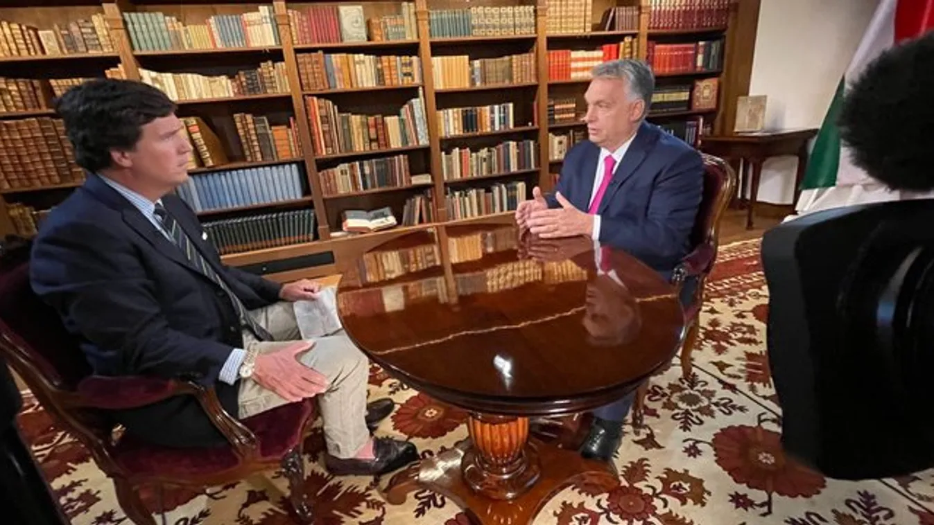 Orbán a Fox News-nak: Magyarországra bevándorolni nem emberi jog