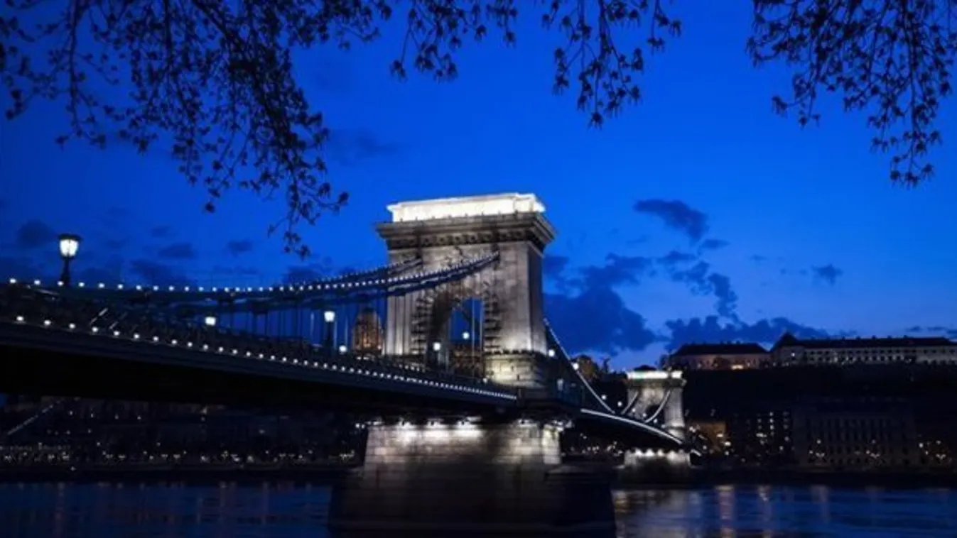 Kiderült, hol töltötték első budapesti éjszakájukat a Barca-sztárfocistái - fotók