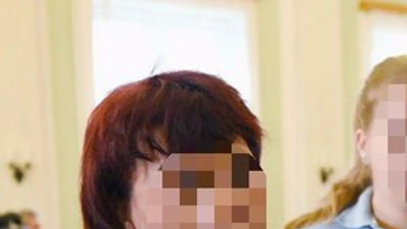 A barátnőjét is becsapta Bróker Marcsi?