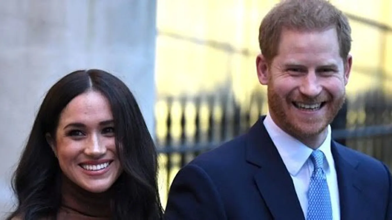 Harry a neje kérésére végleg felhagyott eddigi hobbijával, borsos árért keltek el fegyverei