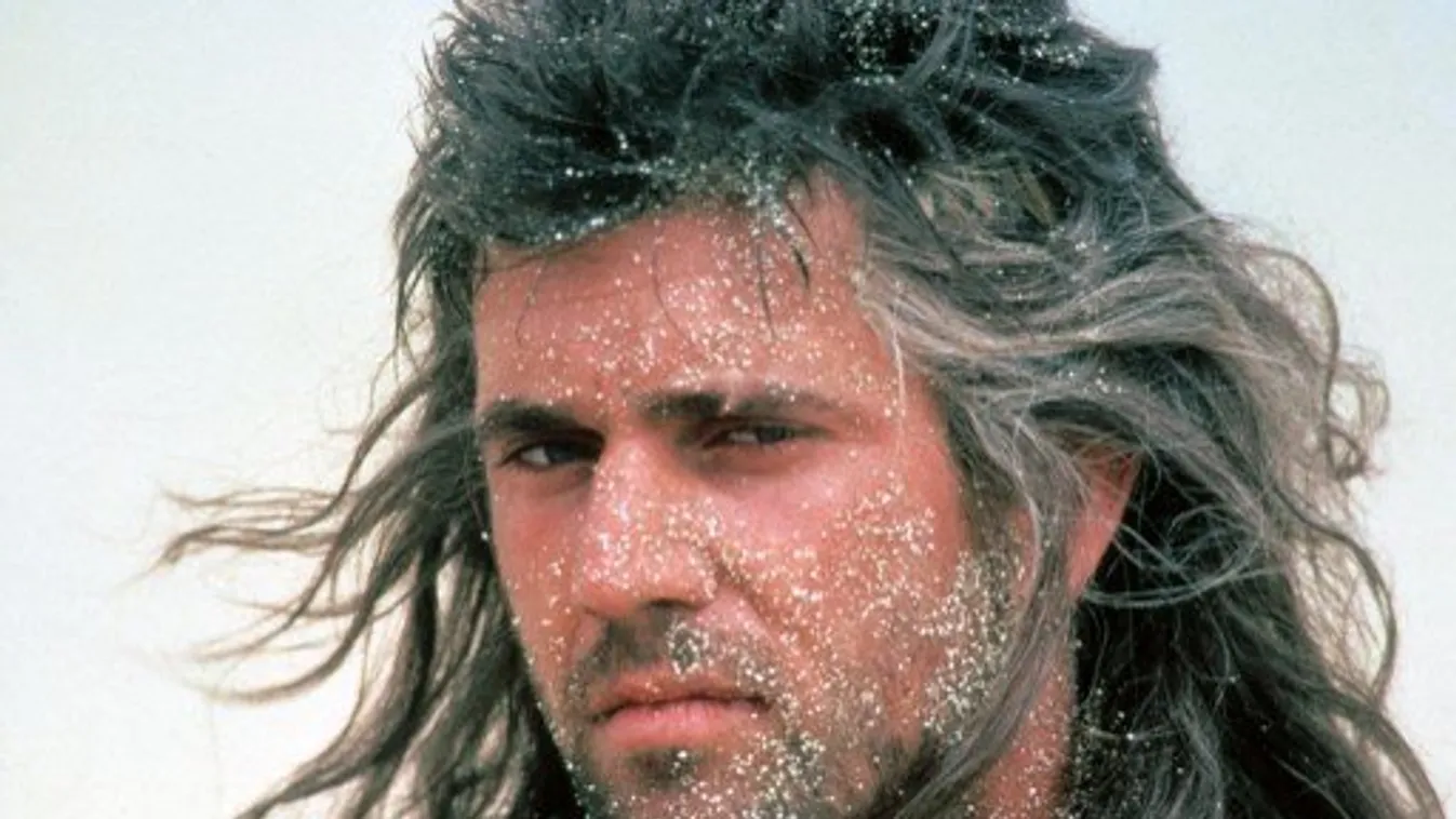 Ez már a Mad Max, vagy mi a szösz? Vörösen izzott az aszfalt az M7-esen - Videó