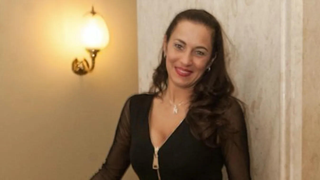 Fésűs Nelly elárulta, mi a közös benne és a Doktor Balatonban alakított karakterében