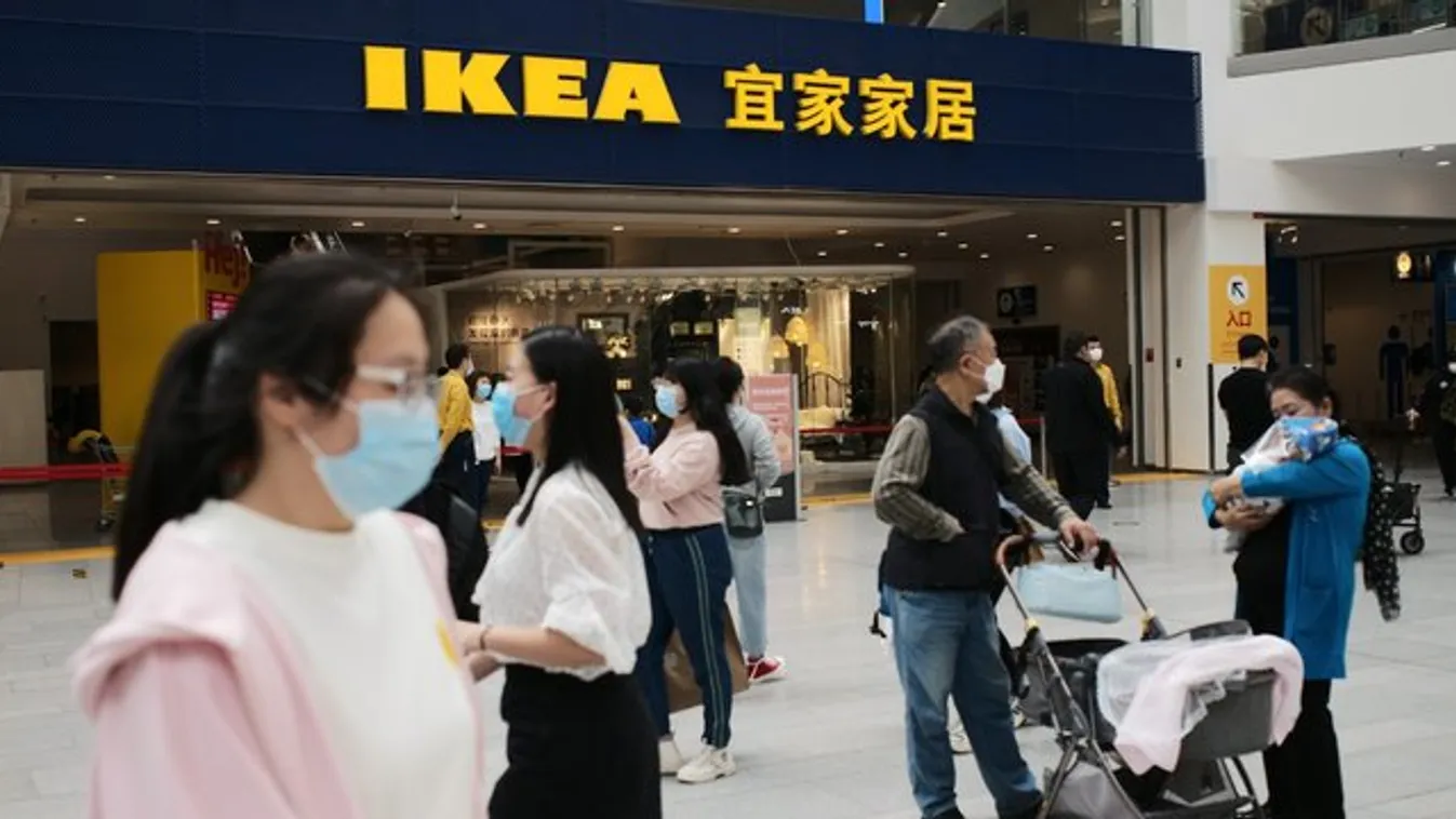 Még csak most nyitott ki, máris nyilvánosan maszturbáltak a kínai IKEA díszleteiben – 18+