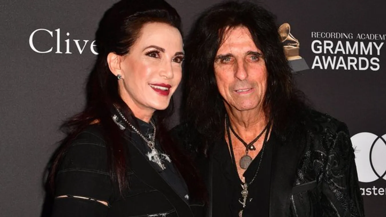 Megegyezett 10 évvel fiatalabb feleségével az idős rocker: ha ő meghal, az asszony is követi