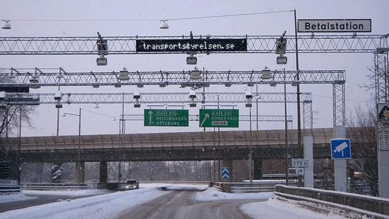 Menet közben, 80 km/órás sebességnél loptak a teherautókból
