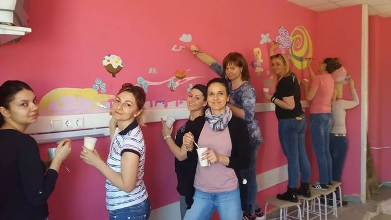 Kórházakat fest ki a Nevetnikék Alapítvány