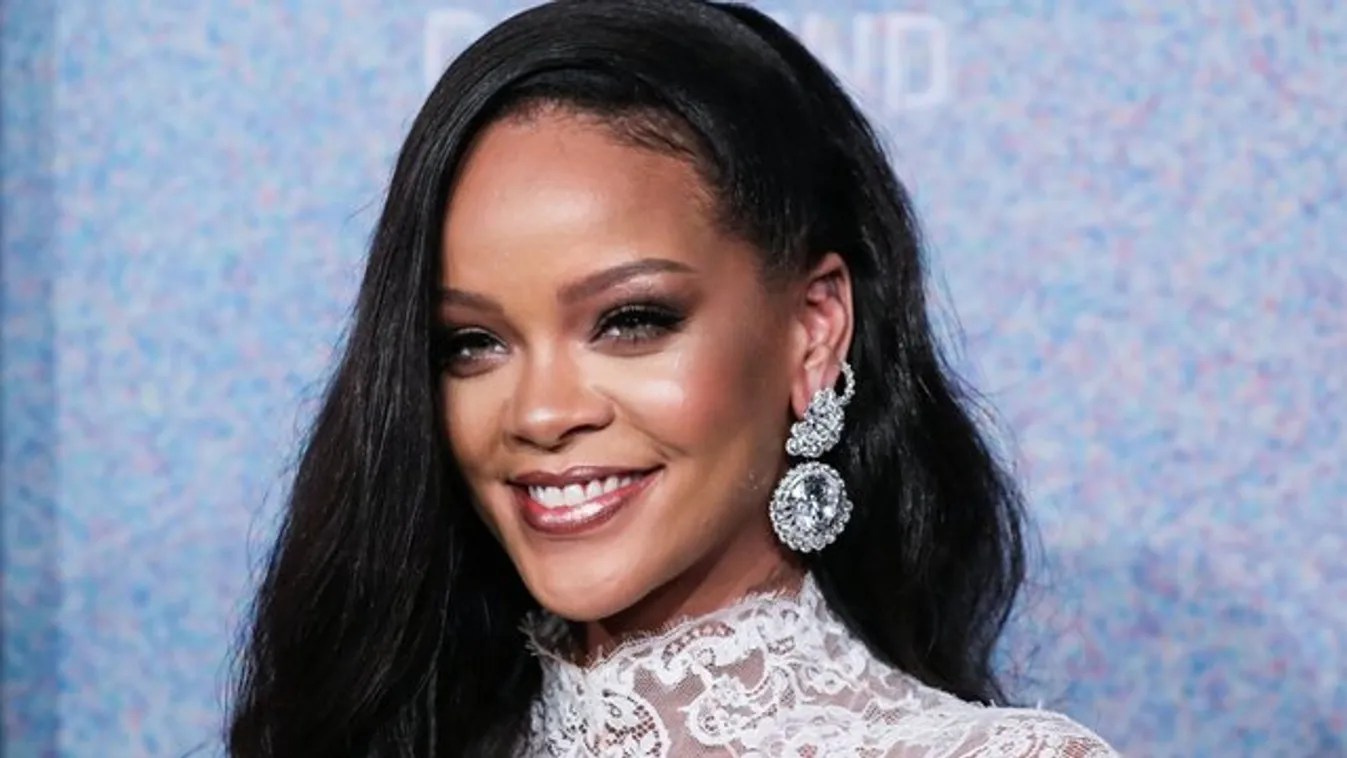 Hoppá! Rihanna vallott: családot akar