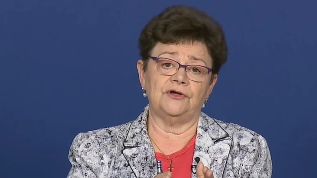 Müller Cecília: Csak tünetmentesen, egészségesen látogassunk bárkit az ünnepek során!