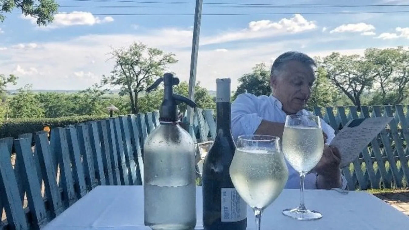 Orbán-menü hosszú­lé­pés­sel és bo­báj­ká­val