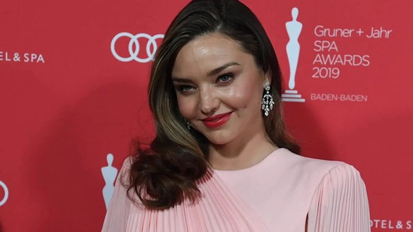 Miranda Kerr két évig, Mariah Carey csak két hónapig bírta a szexmentes életet