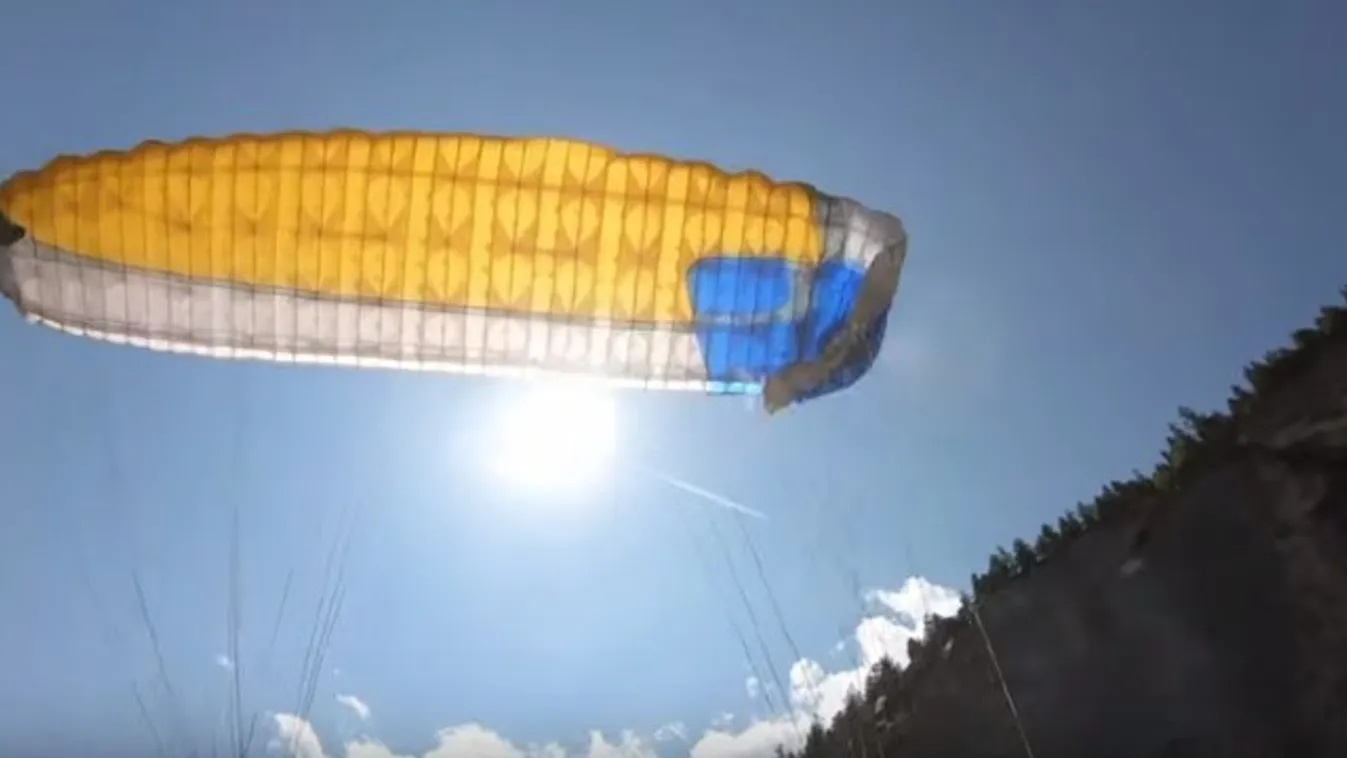 Brutális jelenet: arccal csapódott a sziklának a siklóernyős - videó
