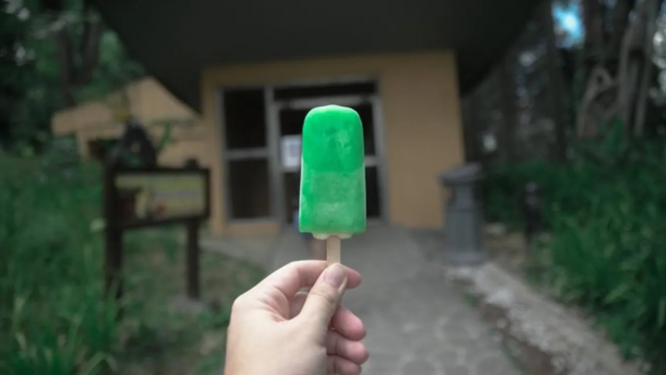 Akármennyire jó ötletnek tűnik, az orvosok nem javasolják, hogy hűtés gyanánt jégkrémet dugjunk a vaginánkba