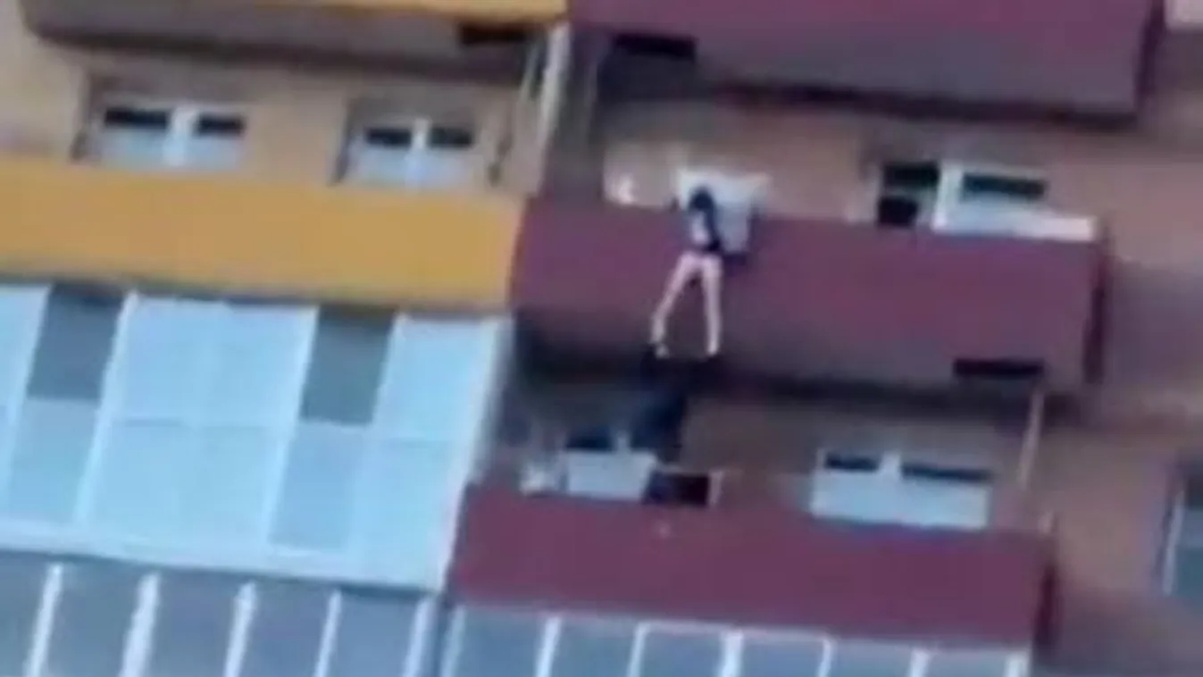 Hihetetlen módon akadályozták meg a rendőrök egy elkeseredett asszony öngyilkosságát – videó