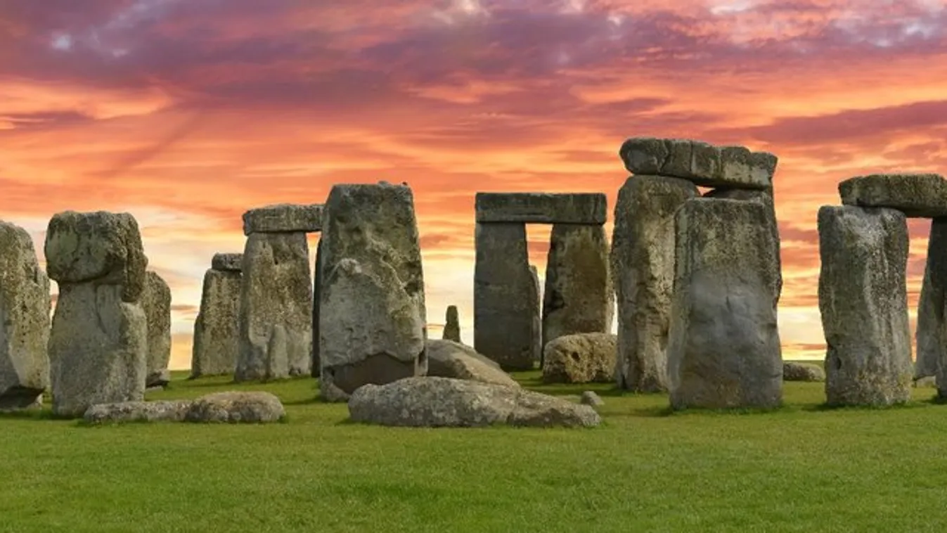 Hátborzongató igazság: Nem emberi kéz emelte a Stonehenge hatalmas kőkörét?