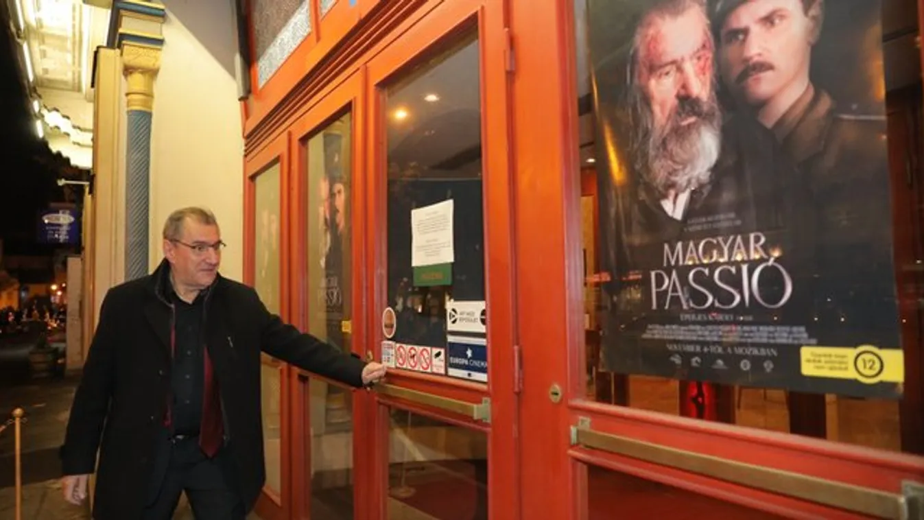 Sztárok serege kíváncsi a Magyar Passióra: sorra érkeznek a moziba - képek