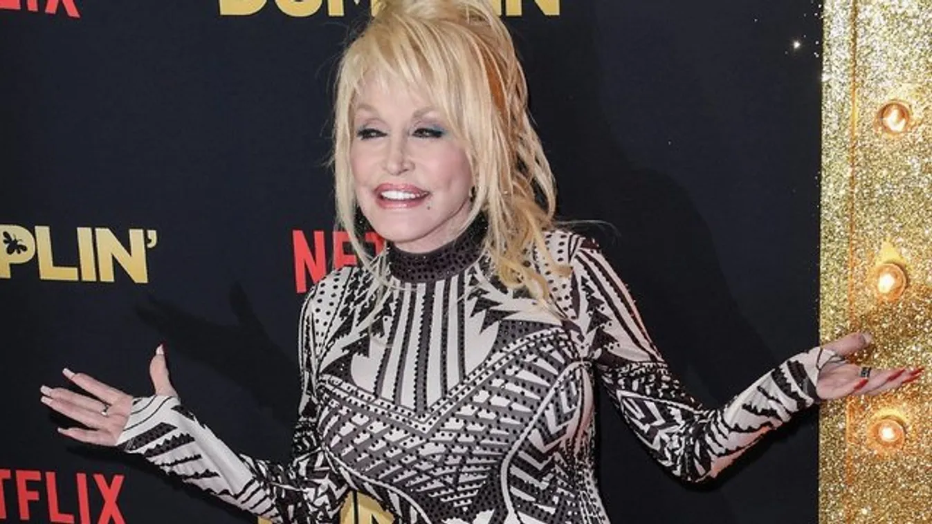 75 évesen újra Playboy-nyuszi lett Dolly Parton – leesik az álla, milyen dögös