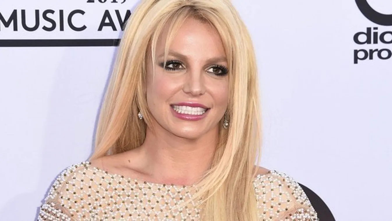 Eltörte a lábát Britney Spears