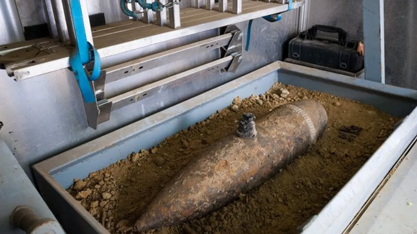 Százkilós bomba miatt ürítenek ki egy általános iskolát