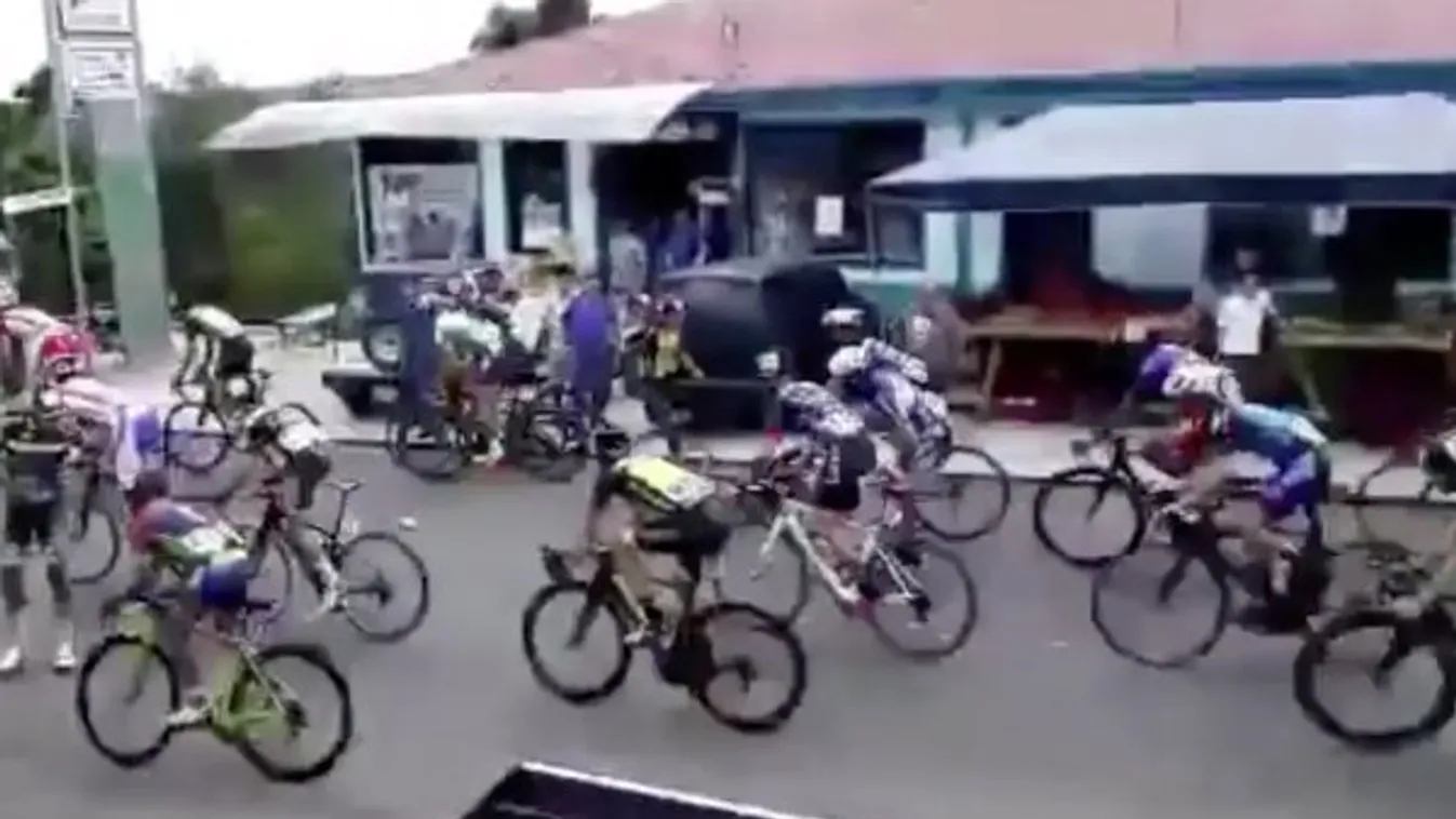 Nem épp sportszerű: így estek egymásnak a versenybringások - videó