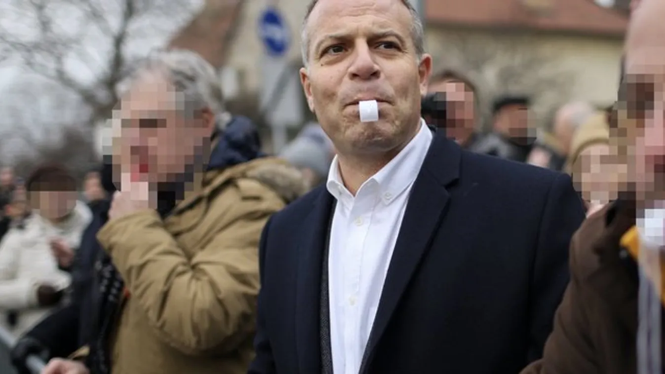 Juhász Pétert utolérte a népharag