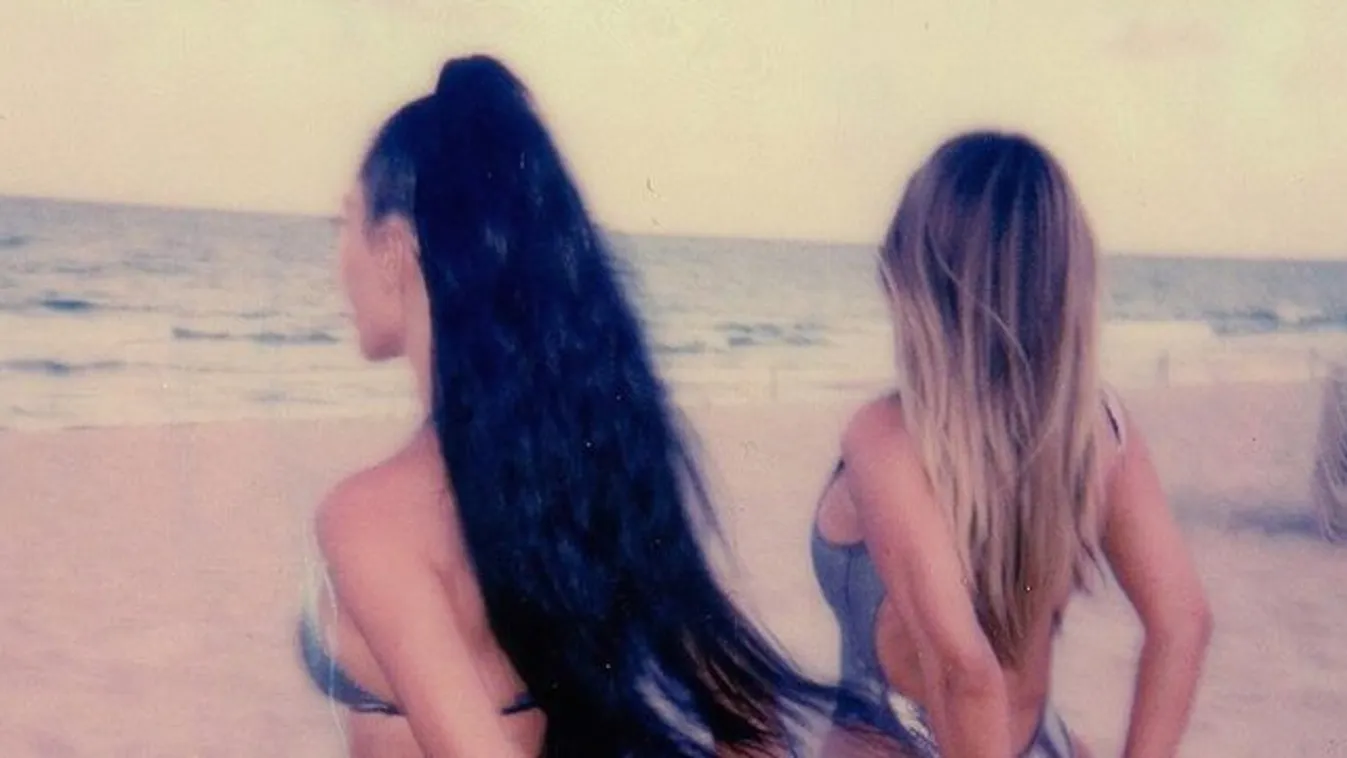 Verhetetlen Kim és Khloé Kardashian popsija
