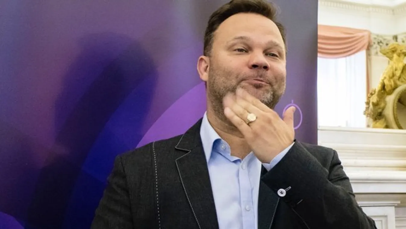 Aranyosi Péter a fiatalokhoz szól március 15. alkalmával
