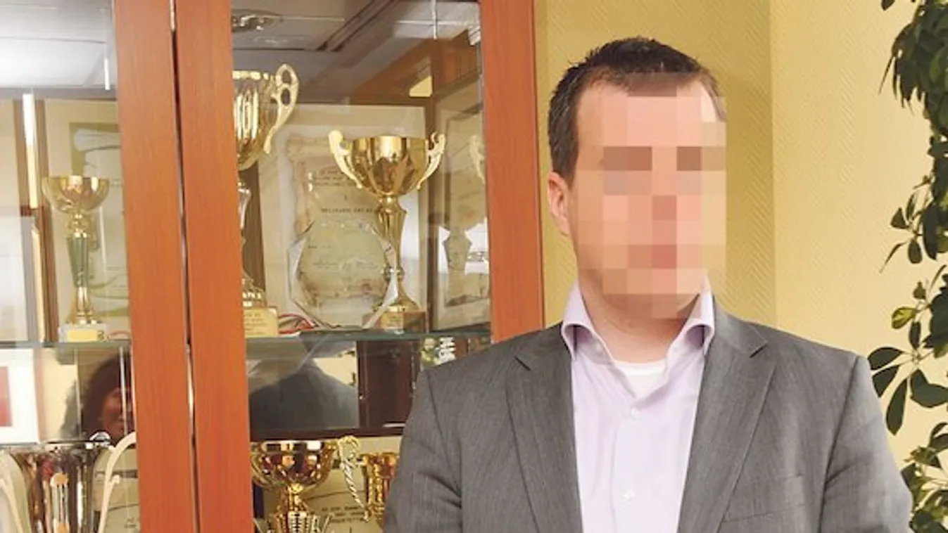260 milliót sikkasztott az OTP egyik vezetője