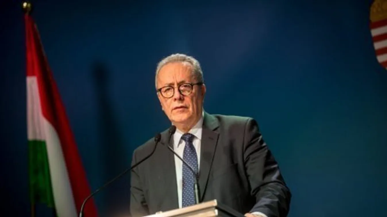 Bakondi: Nem támogatjuk a bevándorlást és a betelepítést