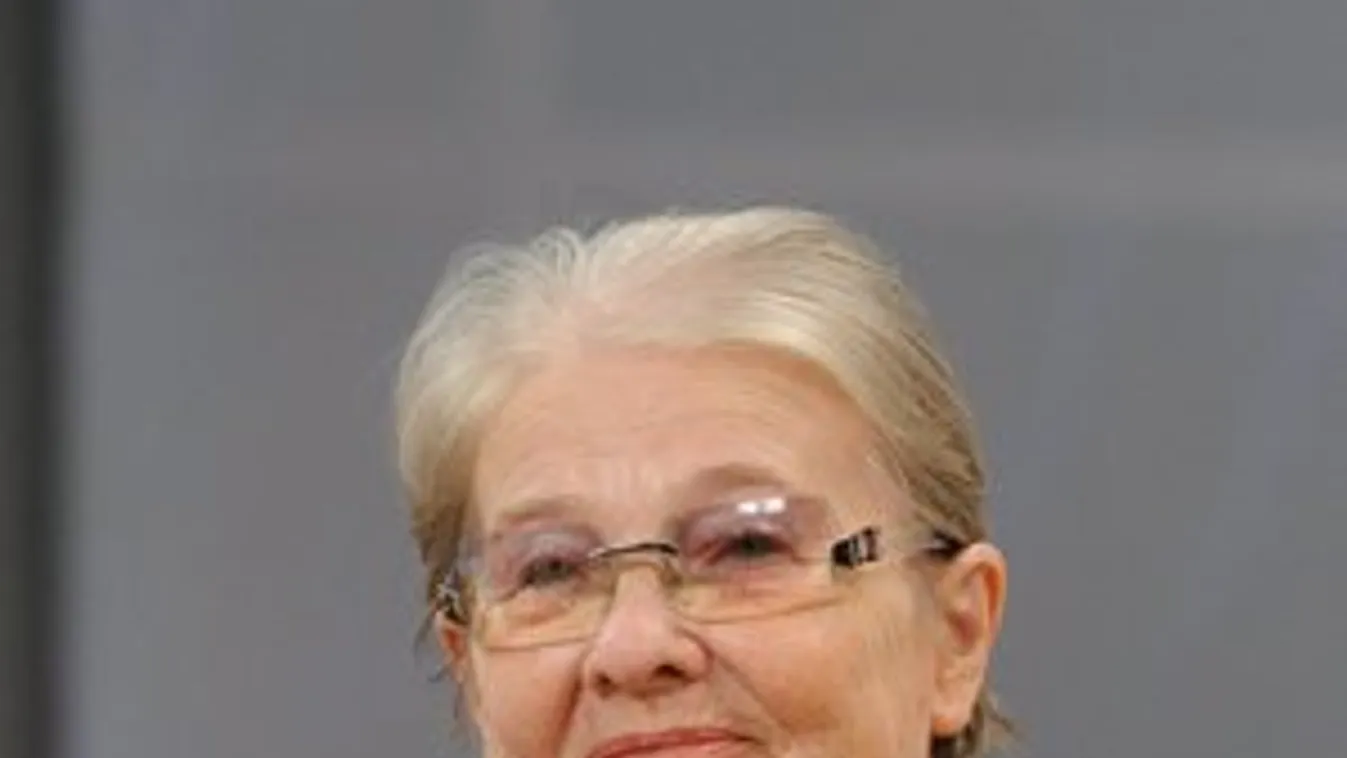 Még életében lányának adta velemi házát Törőcsik Mari