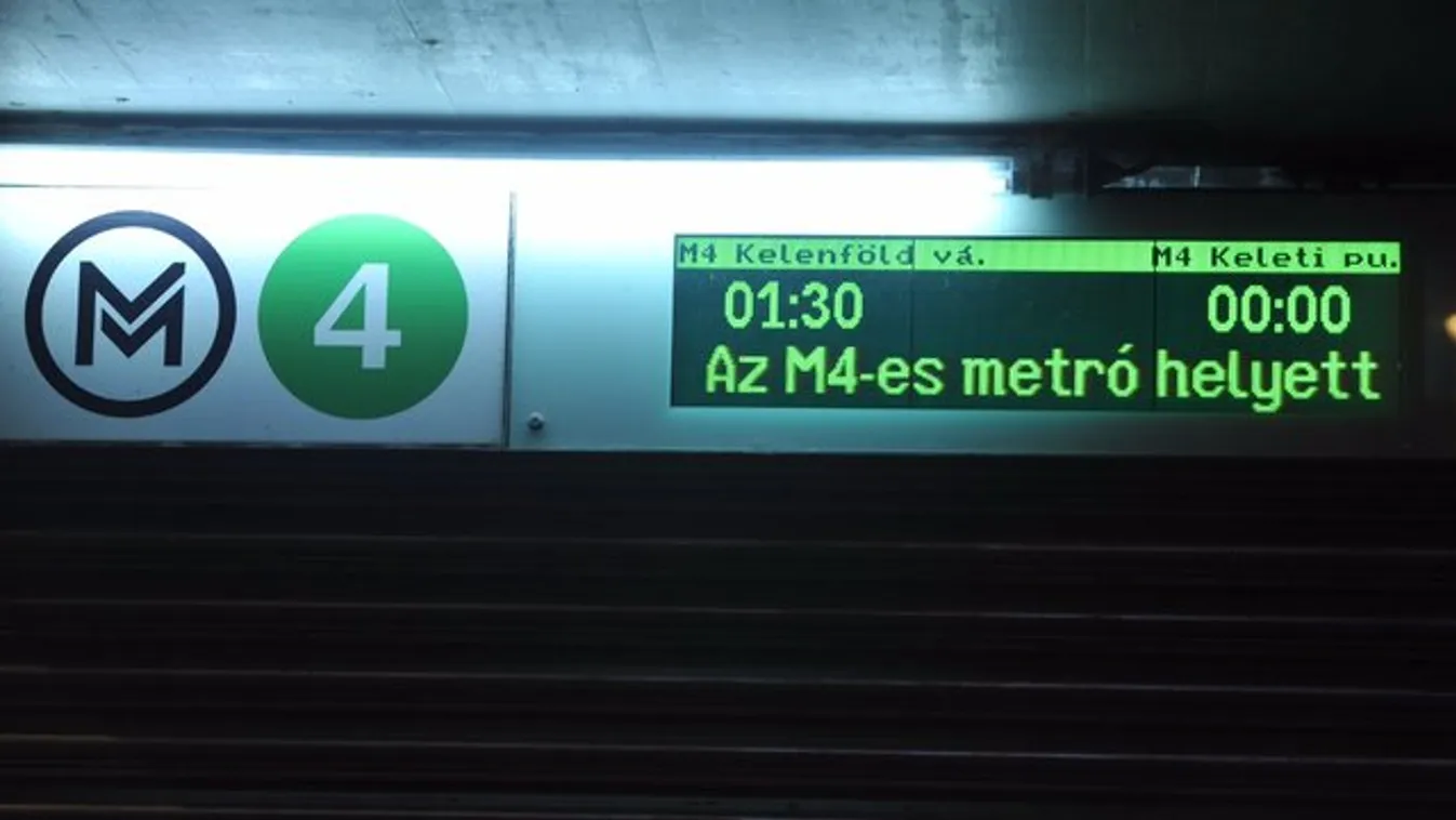 Ki kellett menekíteni az utasokat a 4-es metróból