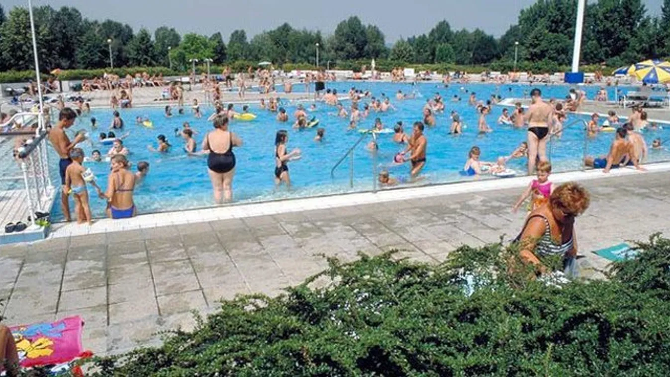 Elő a fürdőruhával! Néhány strand már kinyitott