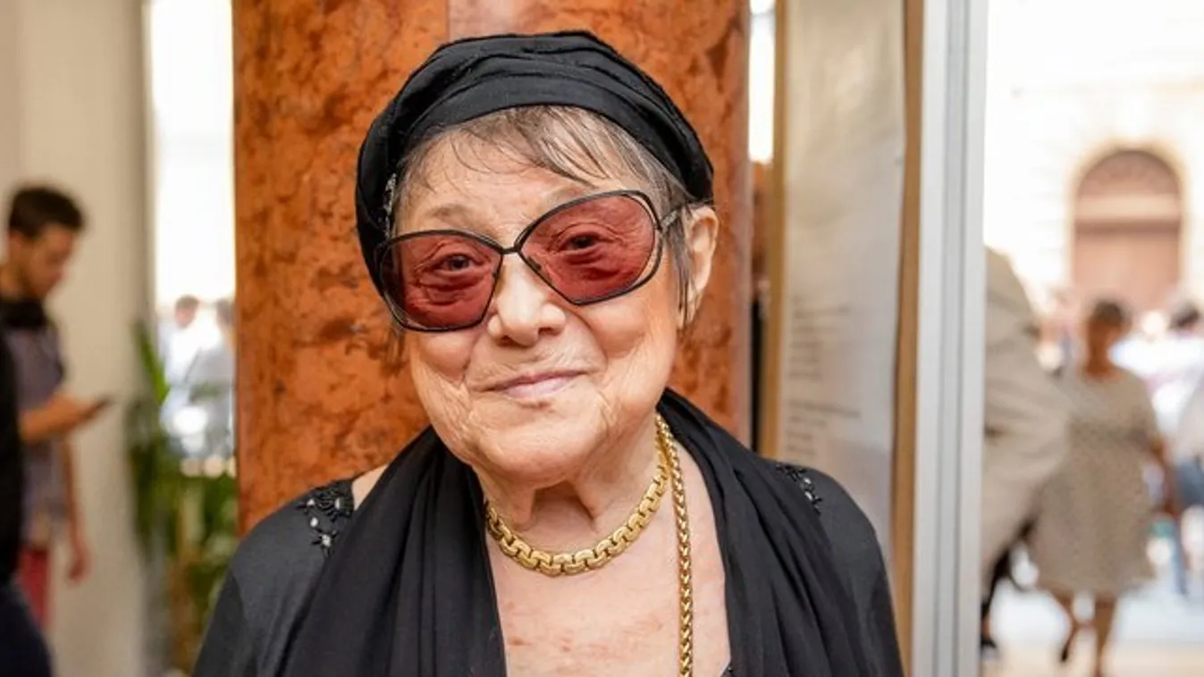 Pásztor Erzsi fél, hogy Csűrös Karola már nem is akar többé lábra állni