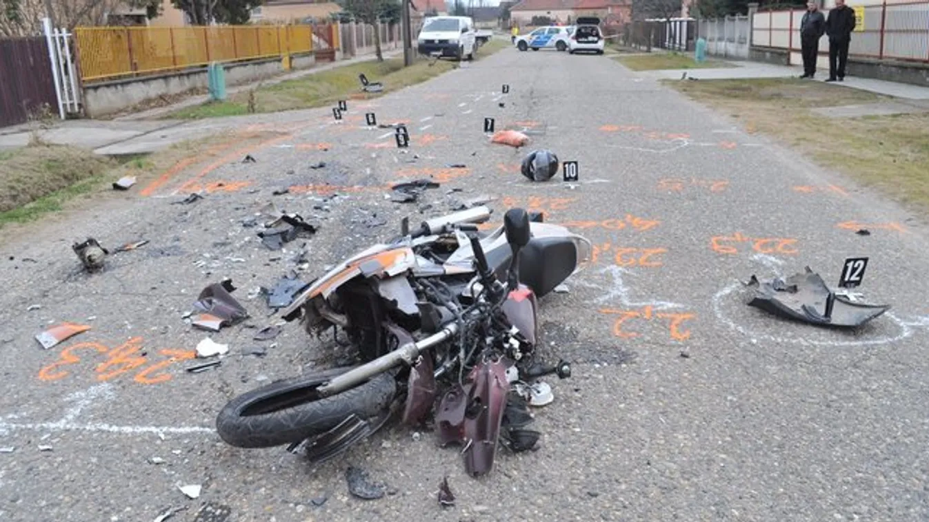 Meghalt egy motoros a vérfagyasztó tápiószecsői balesetben – képek