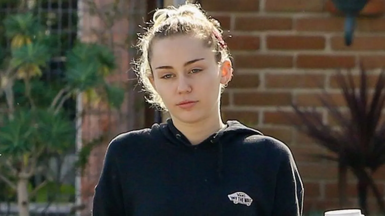 Komoly döntésre szánta el magát Miley Cyrus új albumáért
