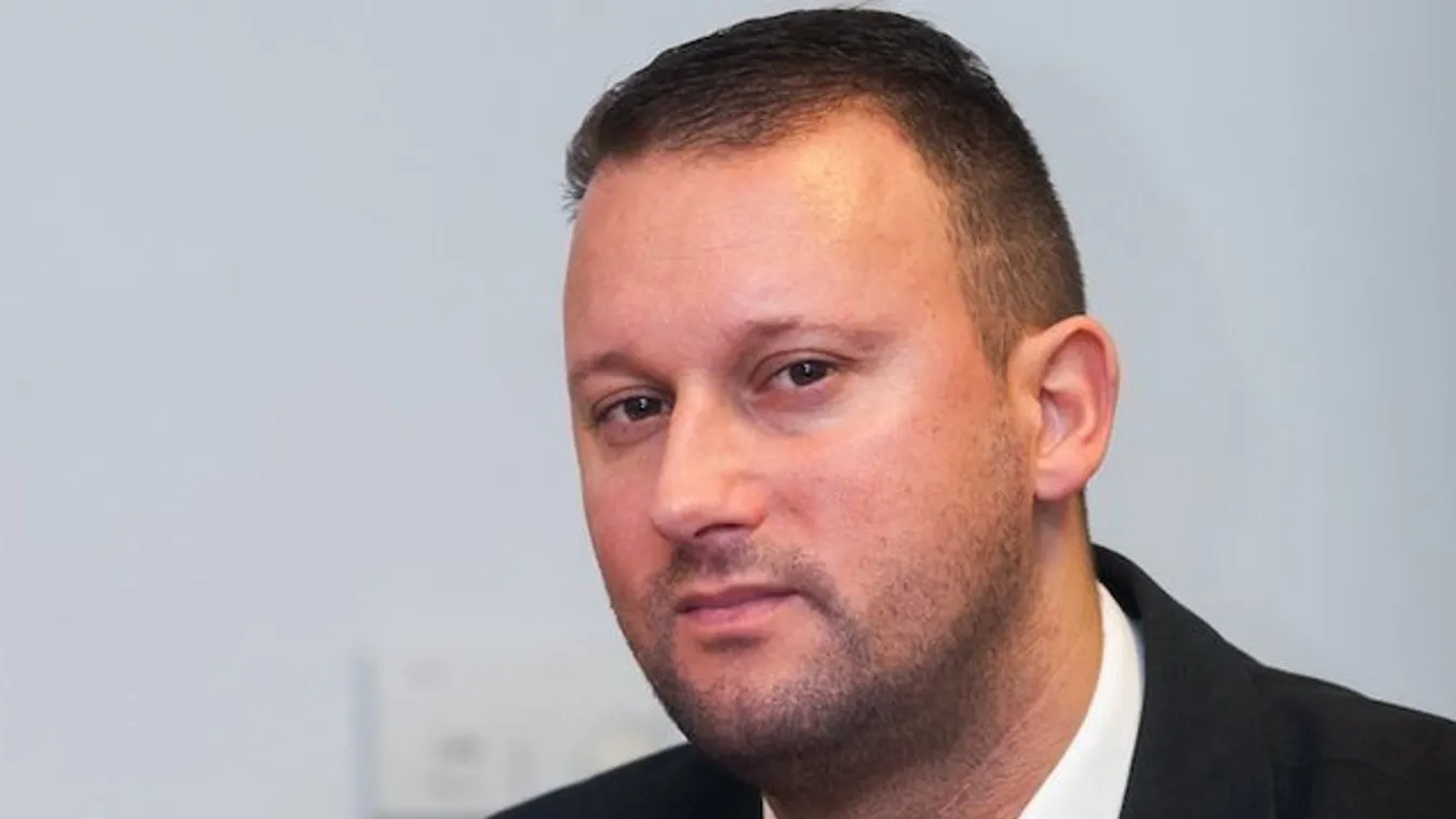 Alekosz: Magyarországon egyedüliként vagyok milliomos, akit nem akarnak a nők!