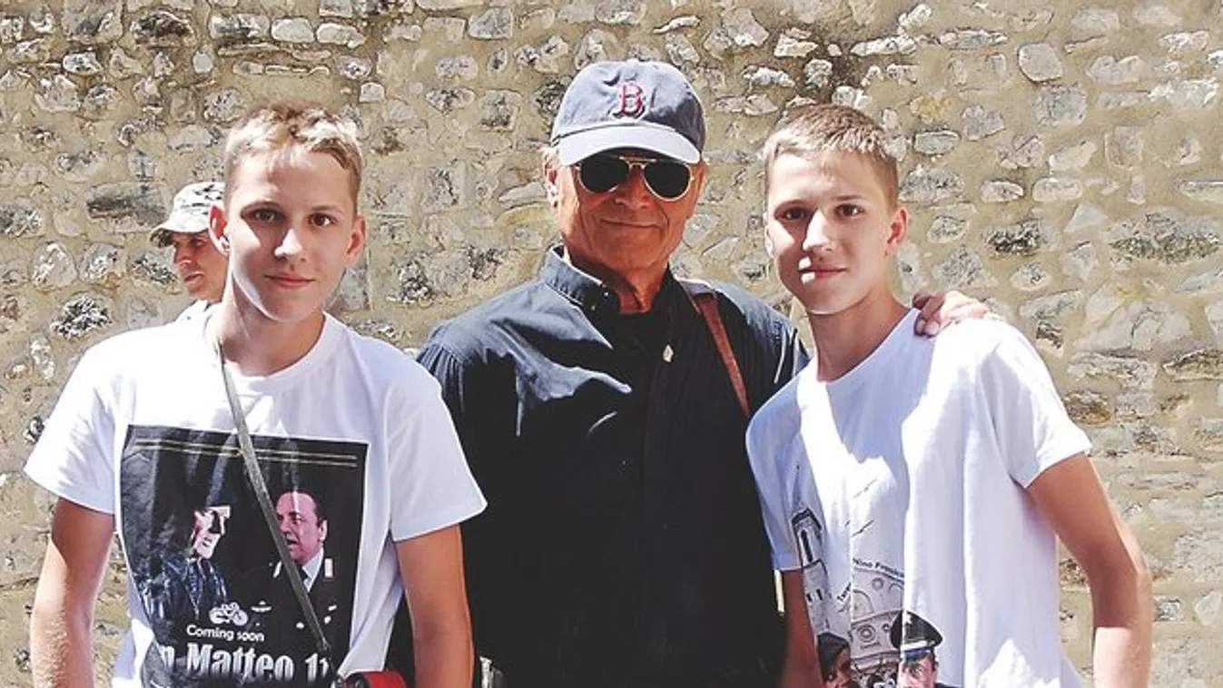 Levadászták Terence Hillt a magyar ikrek