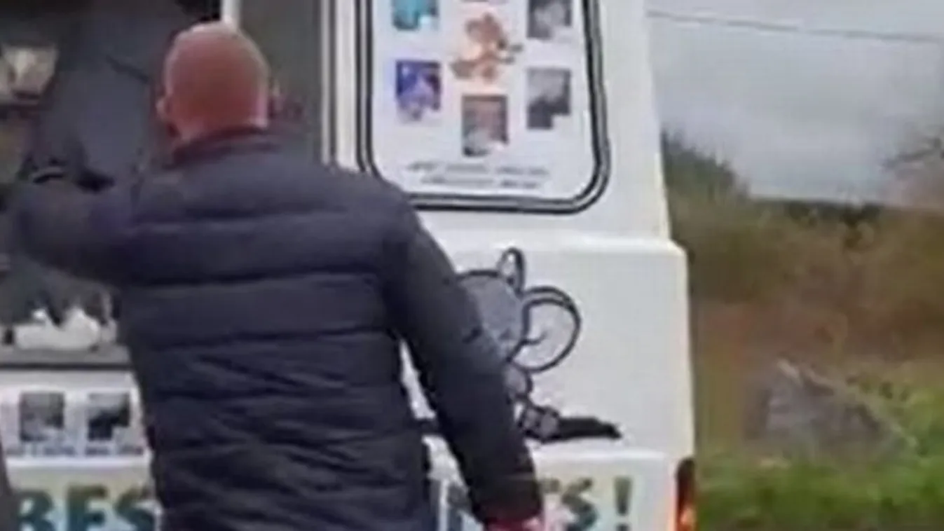 Gyerekek előtt kezdett harcba két fagyiárus – videó