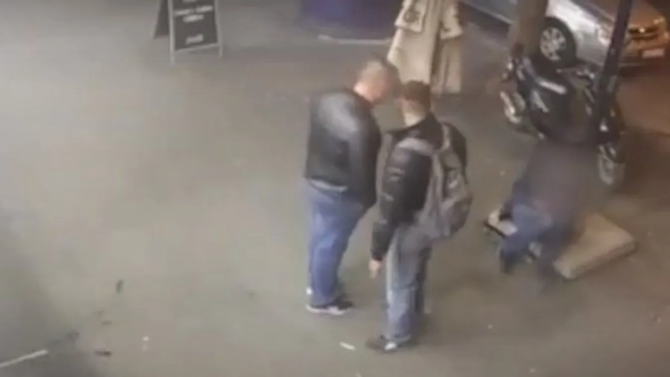 Térfigyelő kamera rögzítette, ahogy a Teréz körúton kirabolnak egy férfit – videó