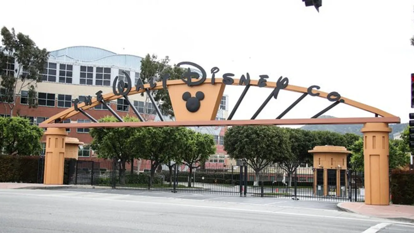 A koronavírus miatt 450 milliárdot bukik a Disney
