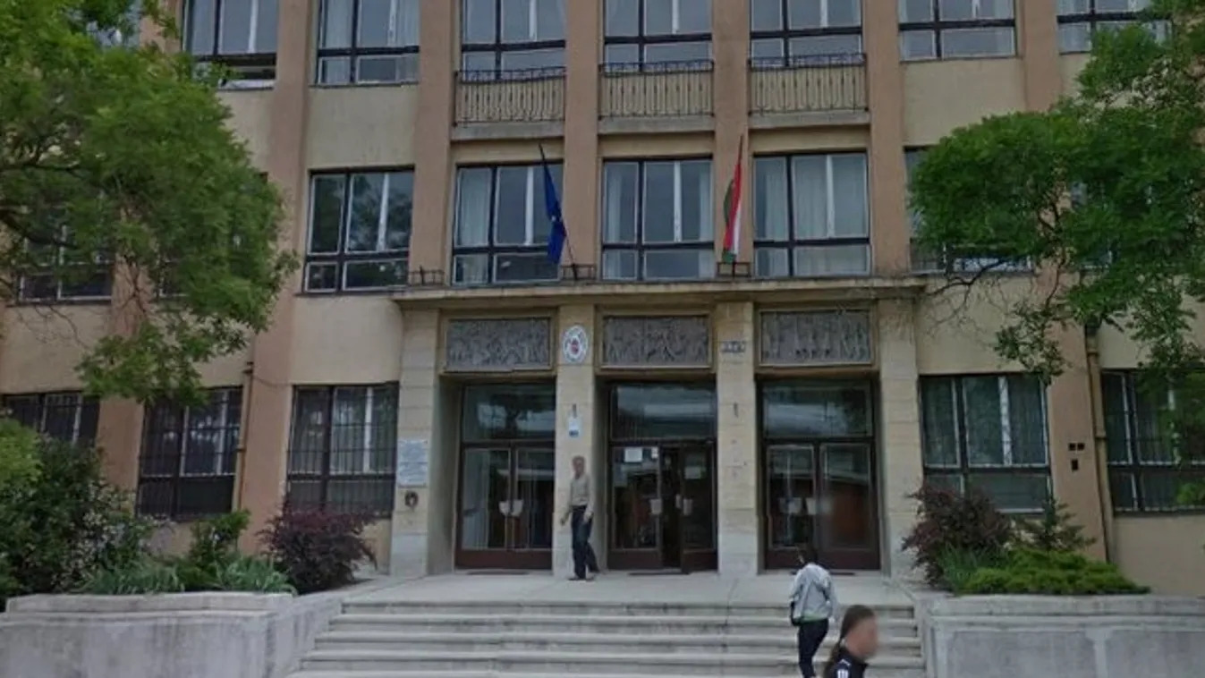 Diákokra zuhant az ablak egy csepeli gimnáziumban