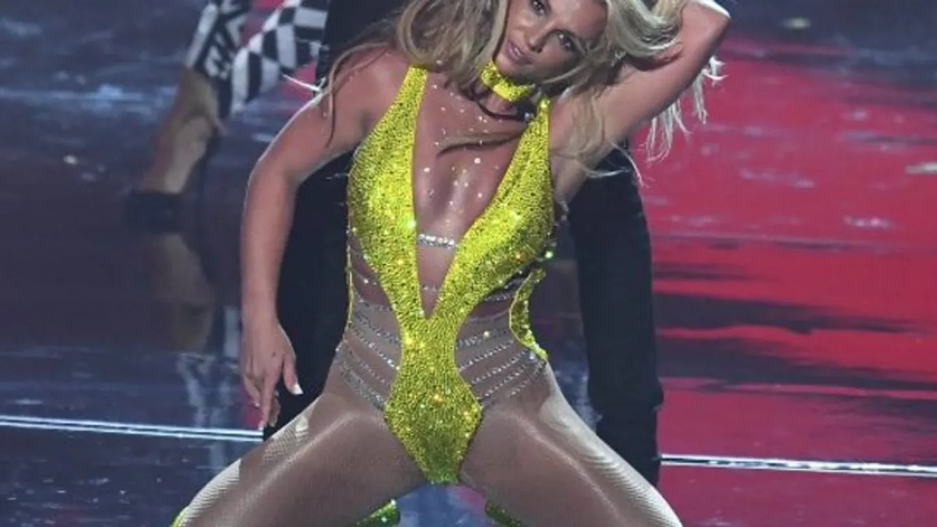 Britney Spears az Alkonyat sztárját nézte ki húga férjének