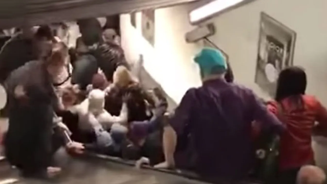 Meghibásodott mozgólépcső darálta be a focirajongókat - videó