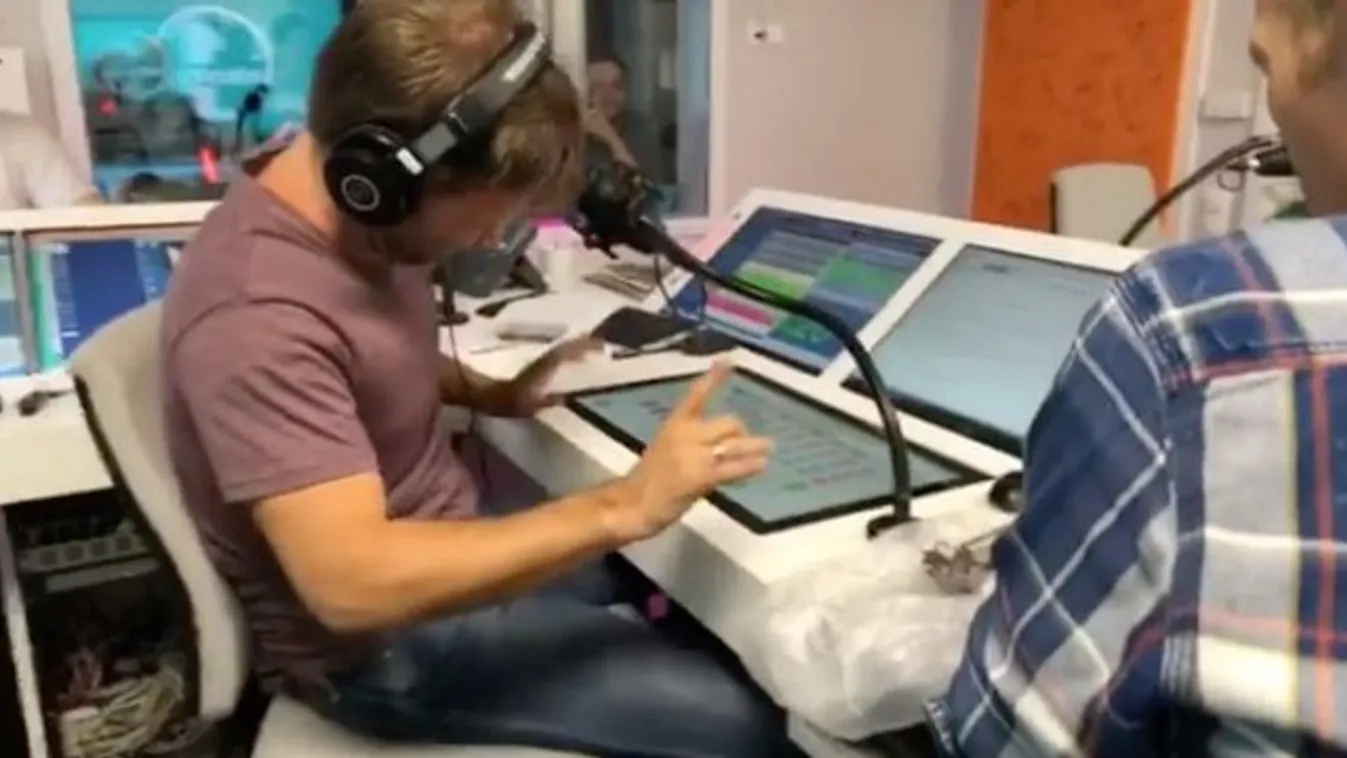 Majdnem a stúdióba hányt Balázs – videó