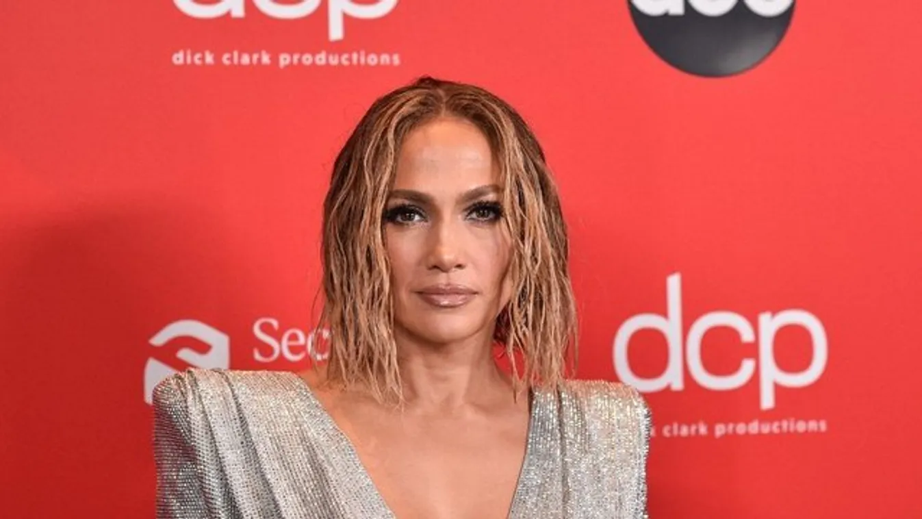 Jennifer Lopez tudja mitől döglik a légy, és nem fél megmutatni – fotó