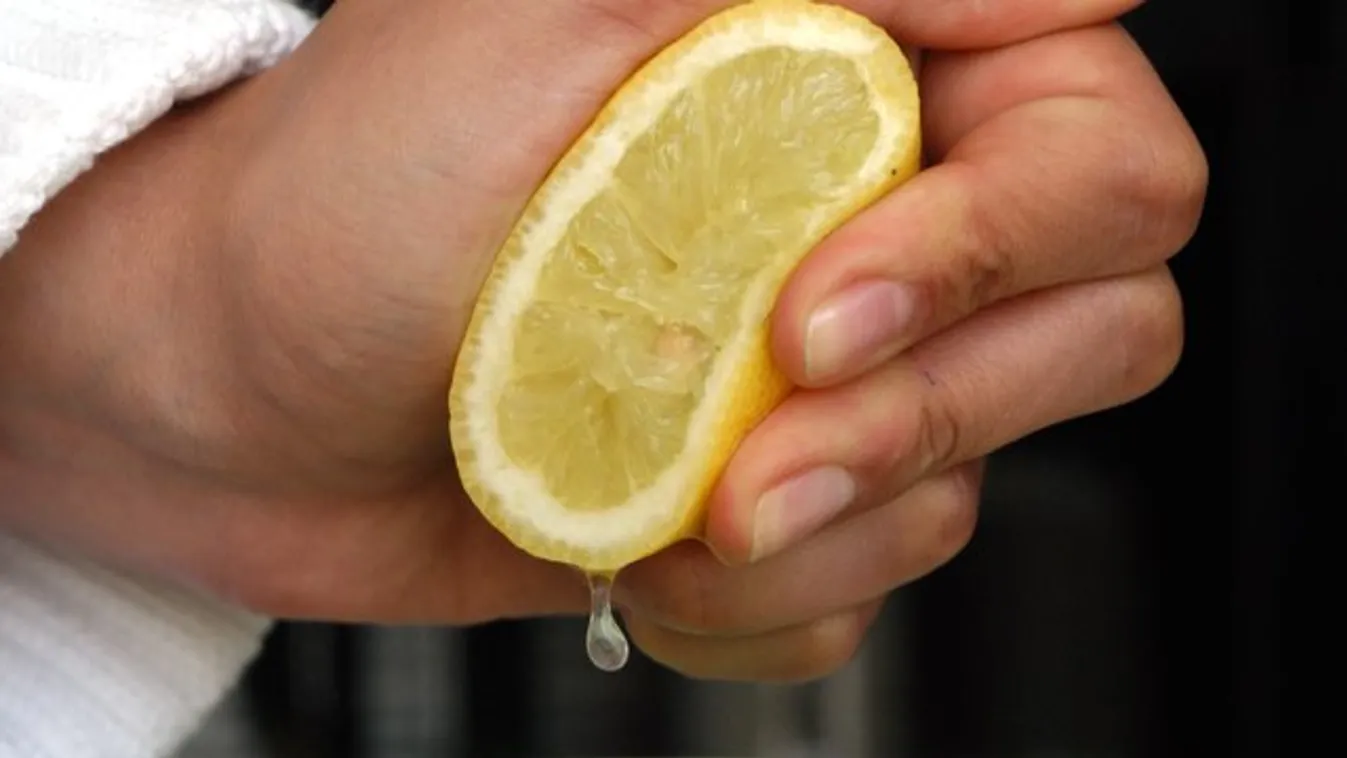 Kevesebb a vitamin a gyári citromlében