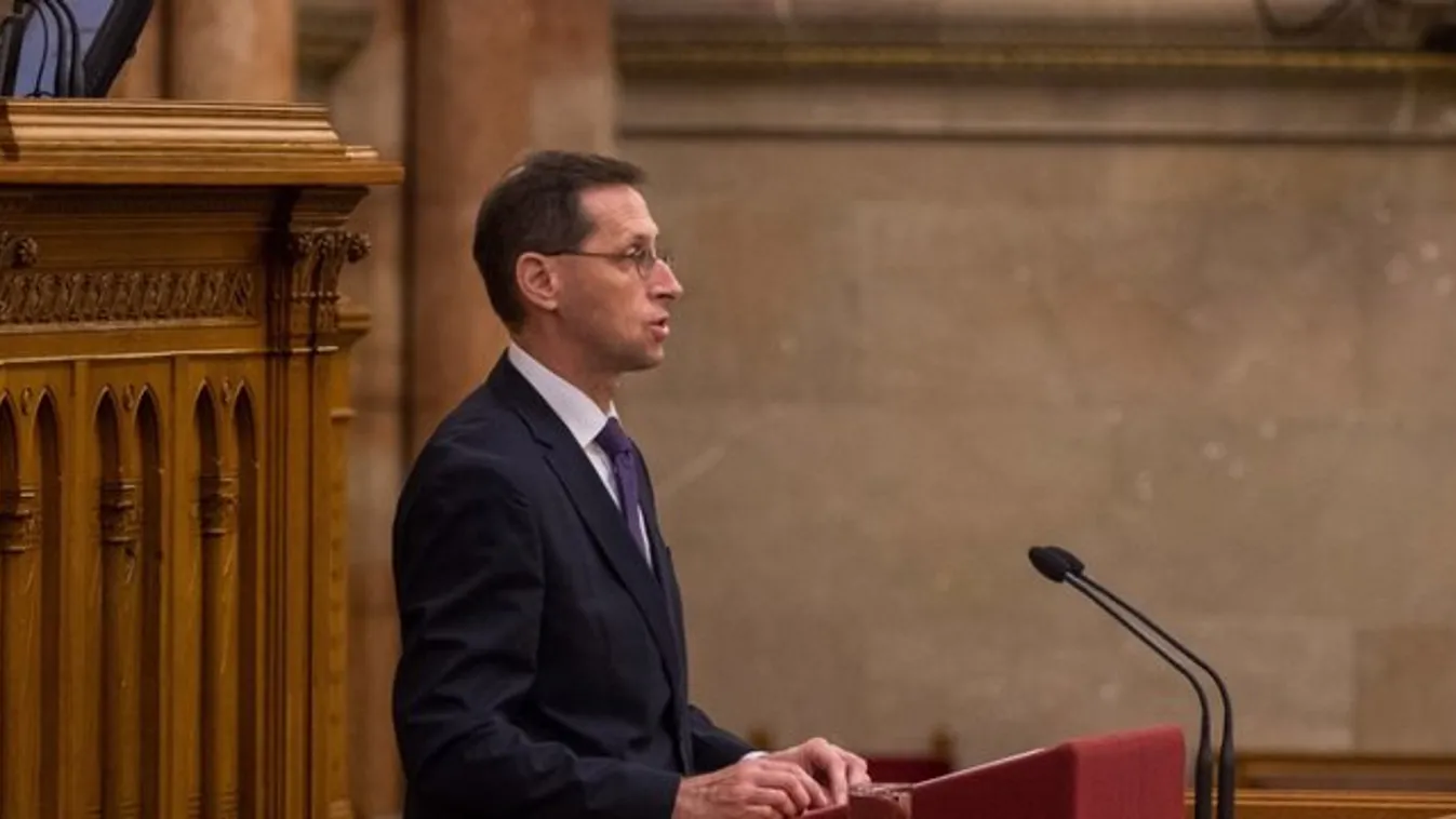 Varga Mihály: Folytatódhat az adócsökkentés, bővülnek az adókedvezmények